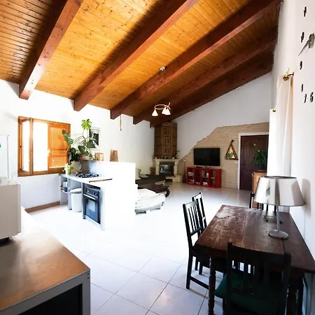 Feriehus Camin Del Bosc Roquefort-des-Corbières